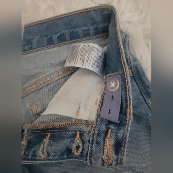 Old Navy-girls-distressed crochet detail denim jean shorts high rise button fly - Picture 4 of 7